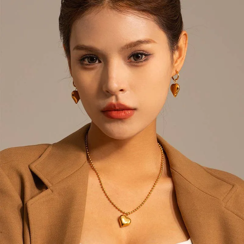 18K Heart Necklace
