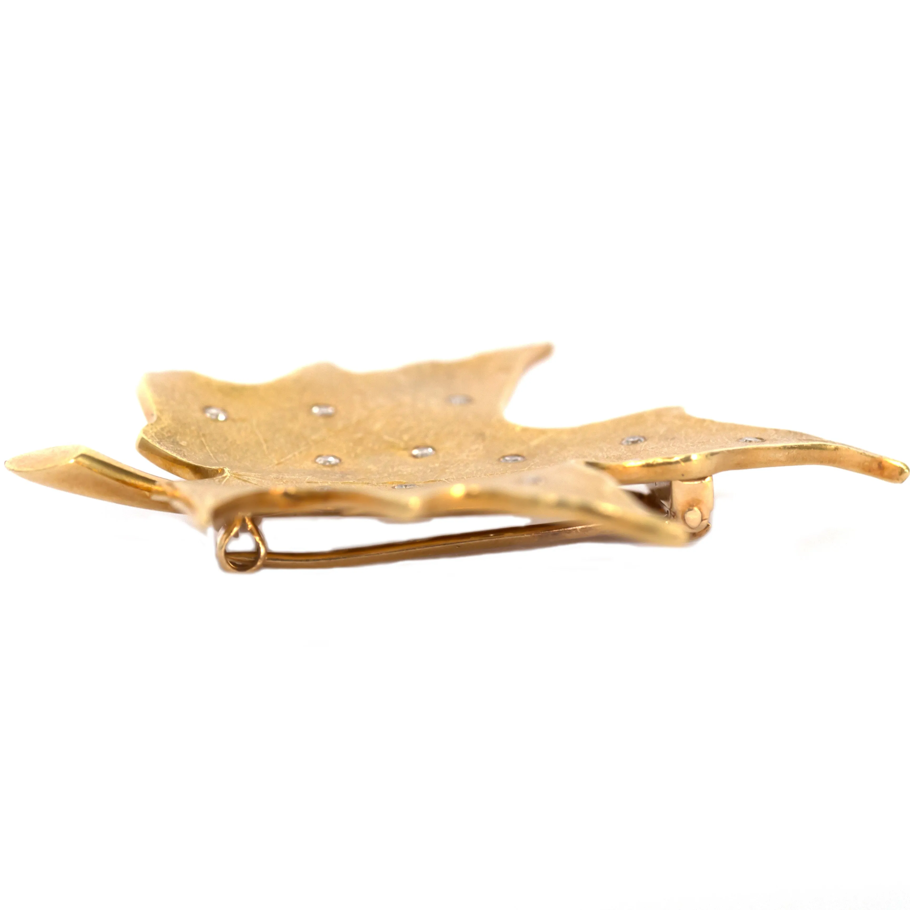 1970s Diamond Yellow Gold Brooch