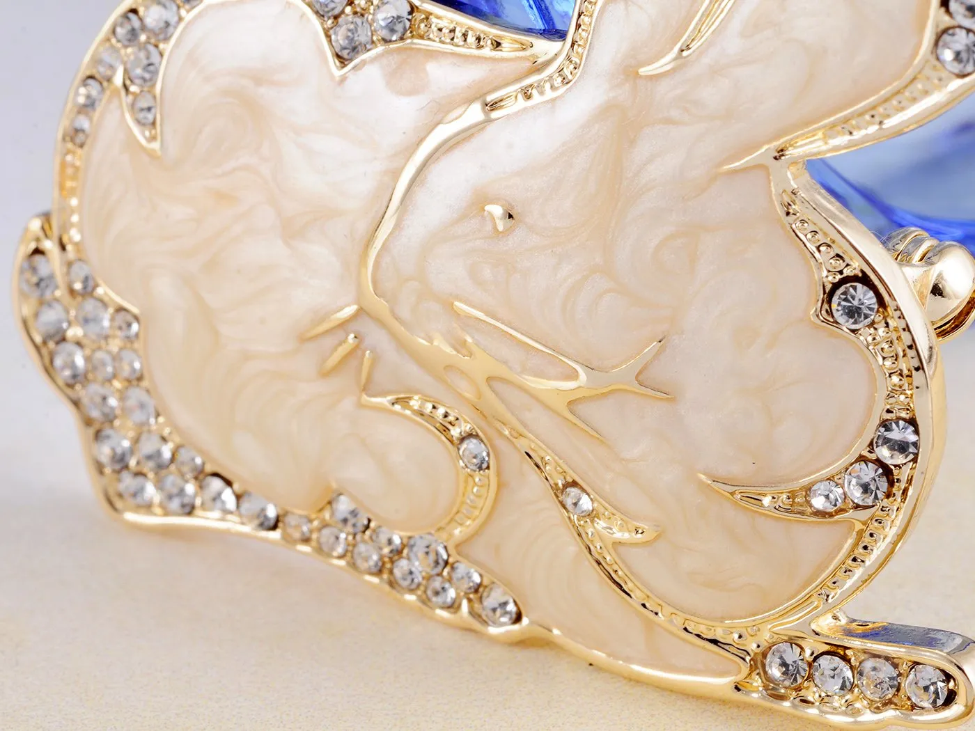 Alilang Womens Gold Tone Clear Rhinestones Blush Rabbit Bunny Hare Brooch Pin