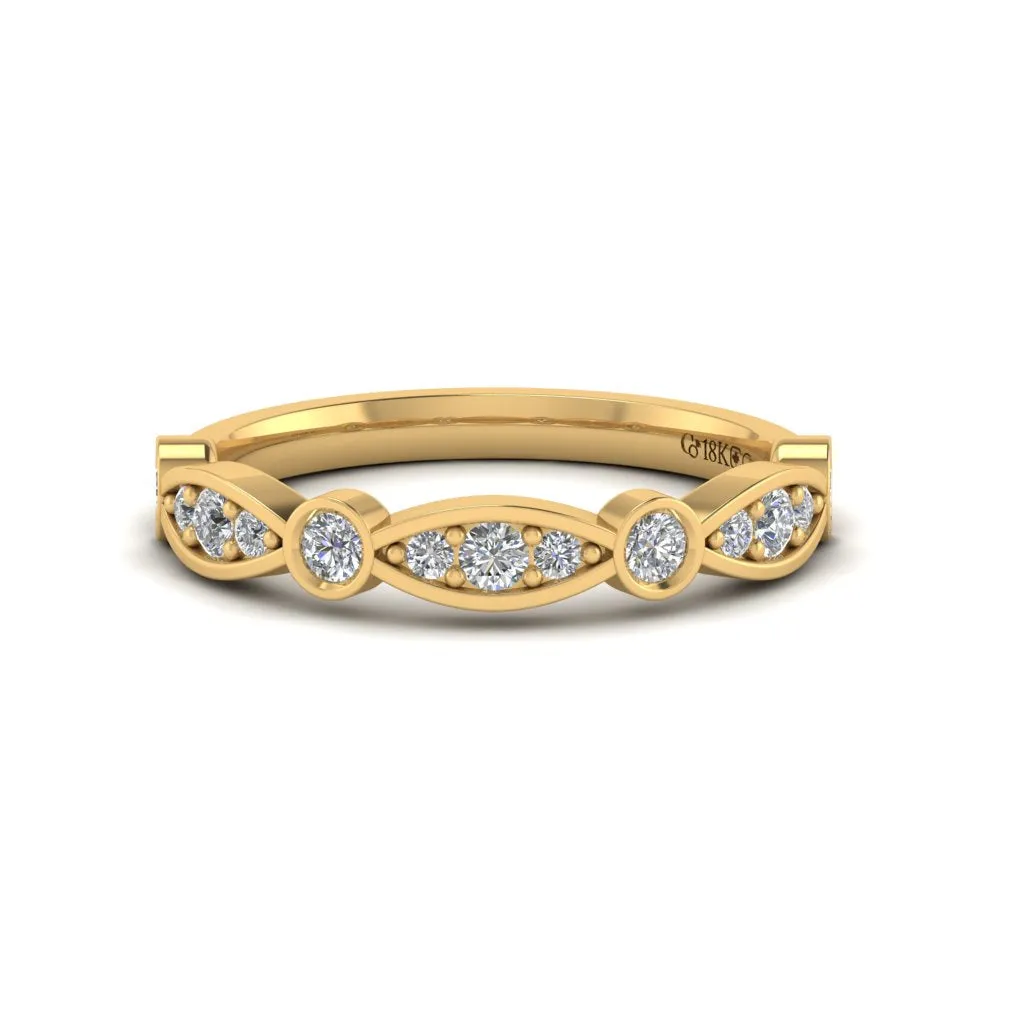 Clara Luxe Diamond Band