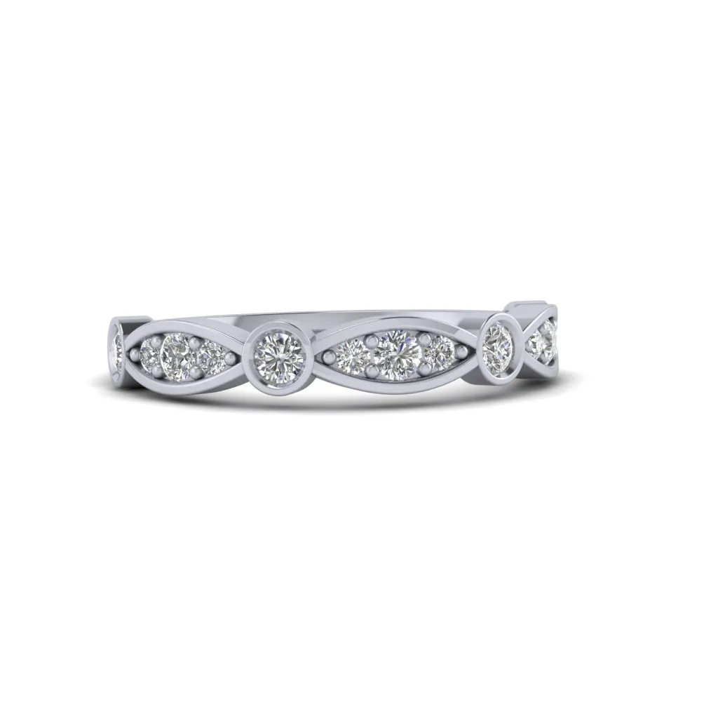 Clara Luxe Diamond Band