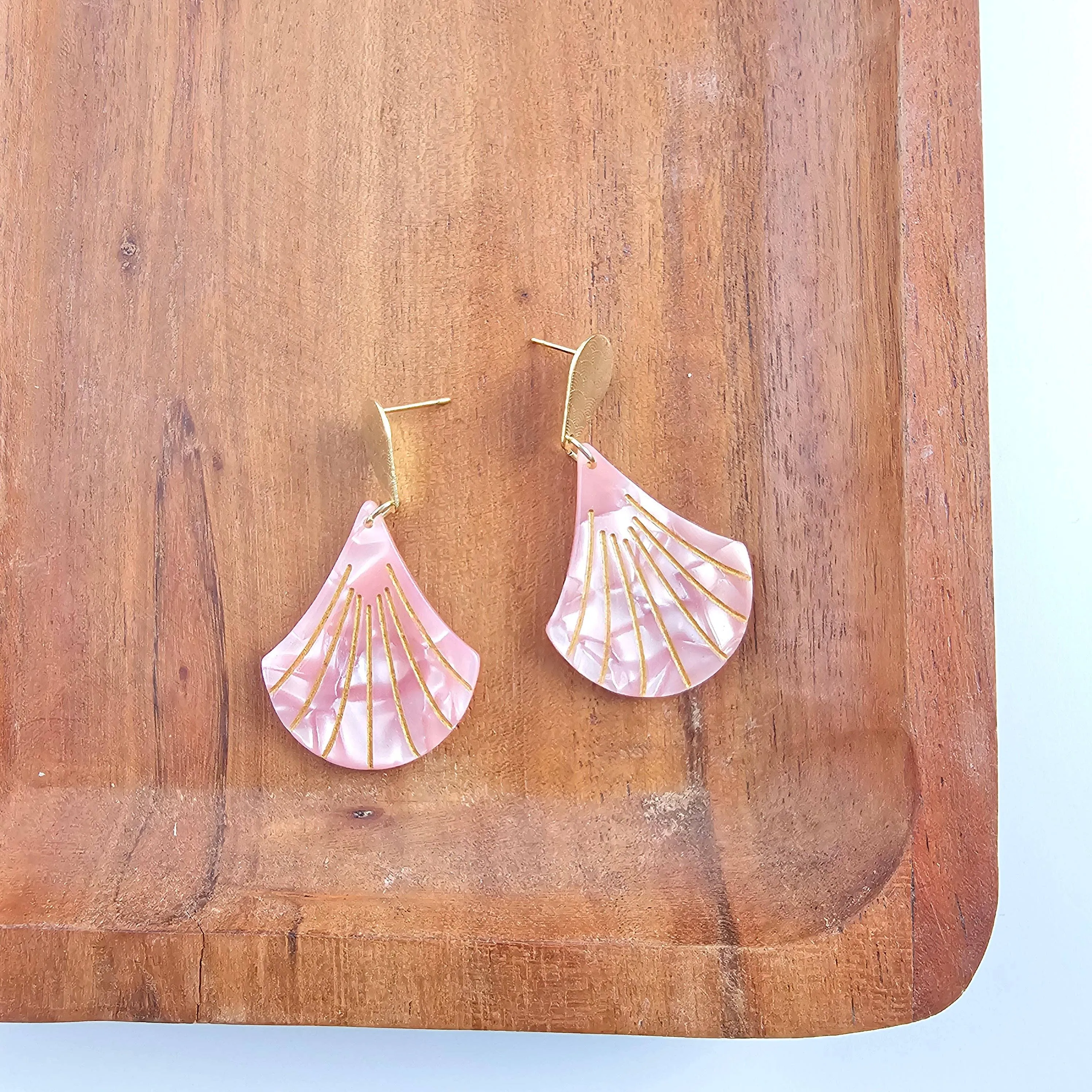 daphne earrings