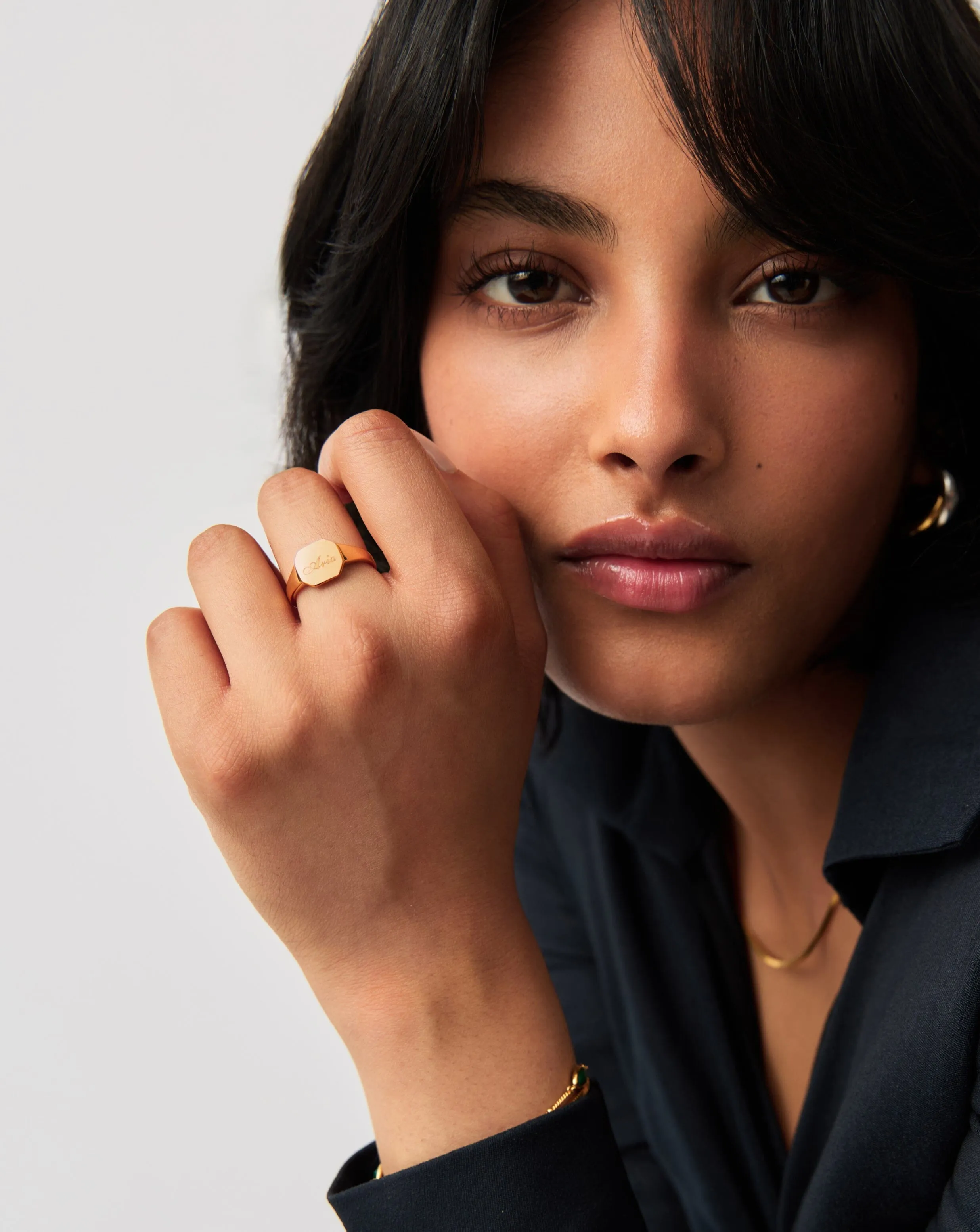 Engravable Oka Signet Ring | 18k Gold Vermeil