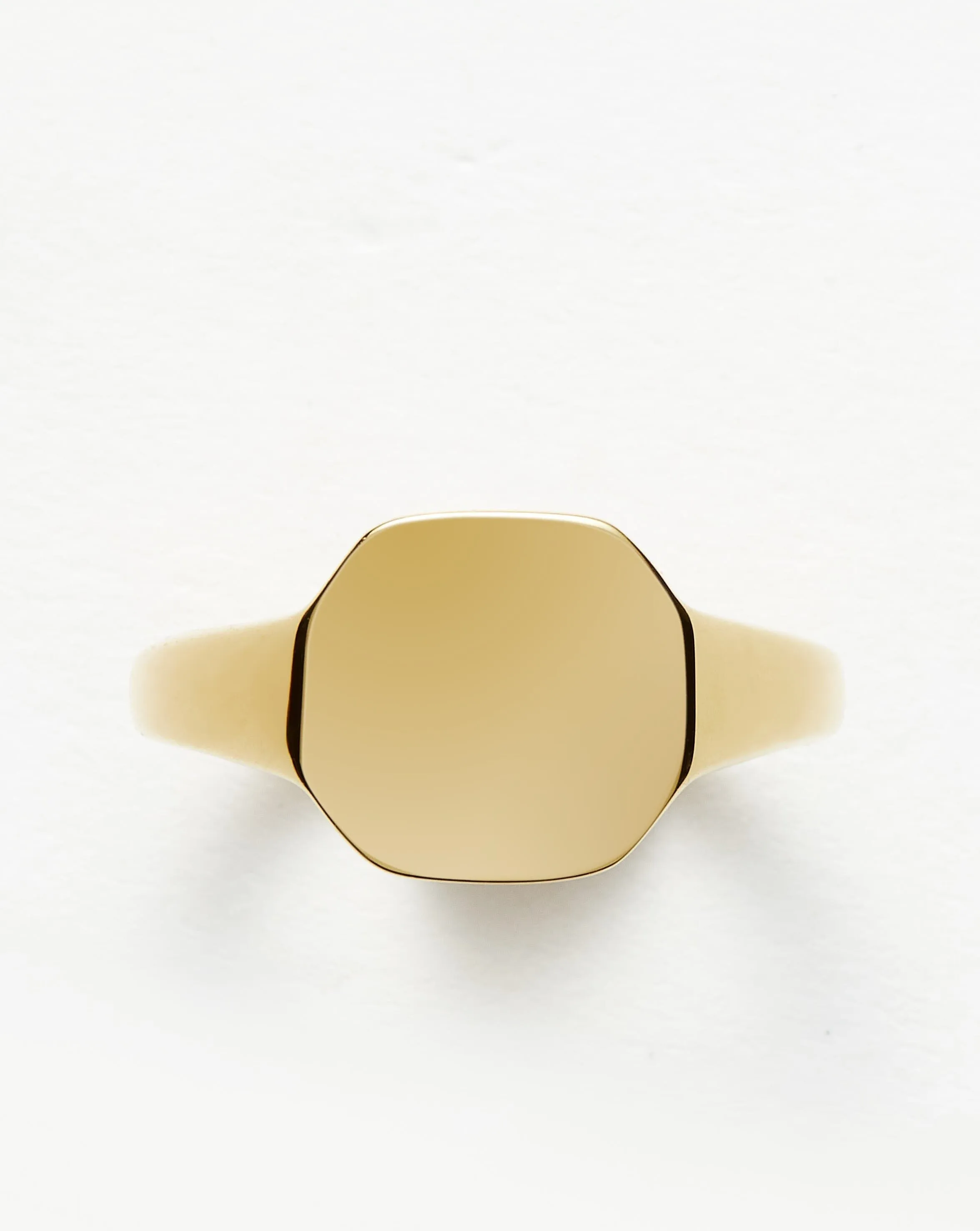 Engravable Oka Signet Ring | 18k Gold Vermeil