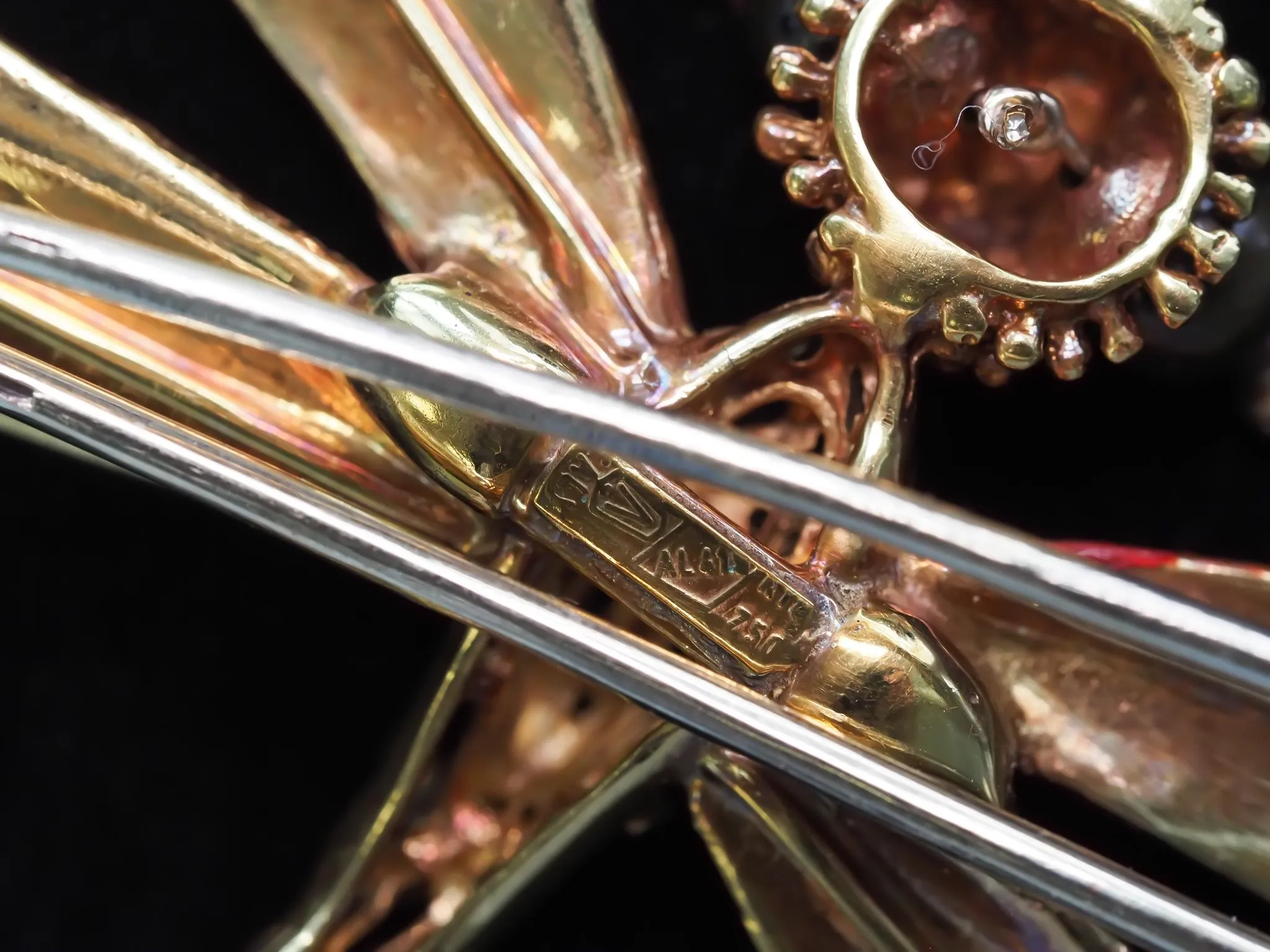 Estate 18K Yellow Gold Extra Large Dragon Fly Brooch - VHK#5a