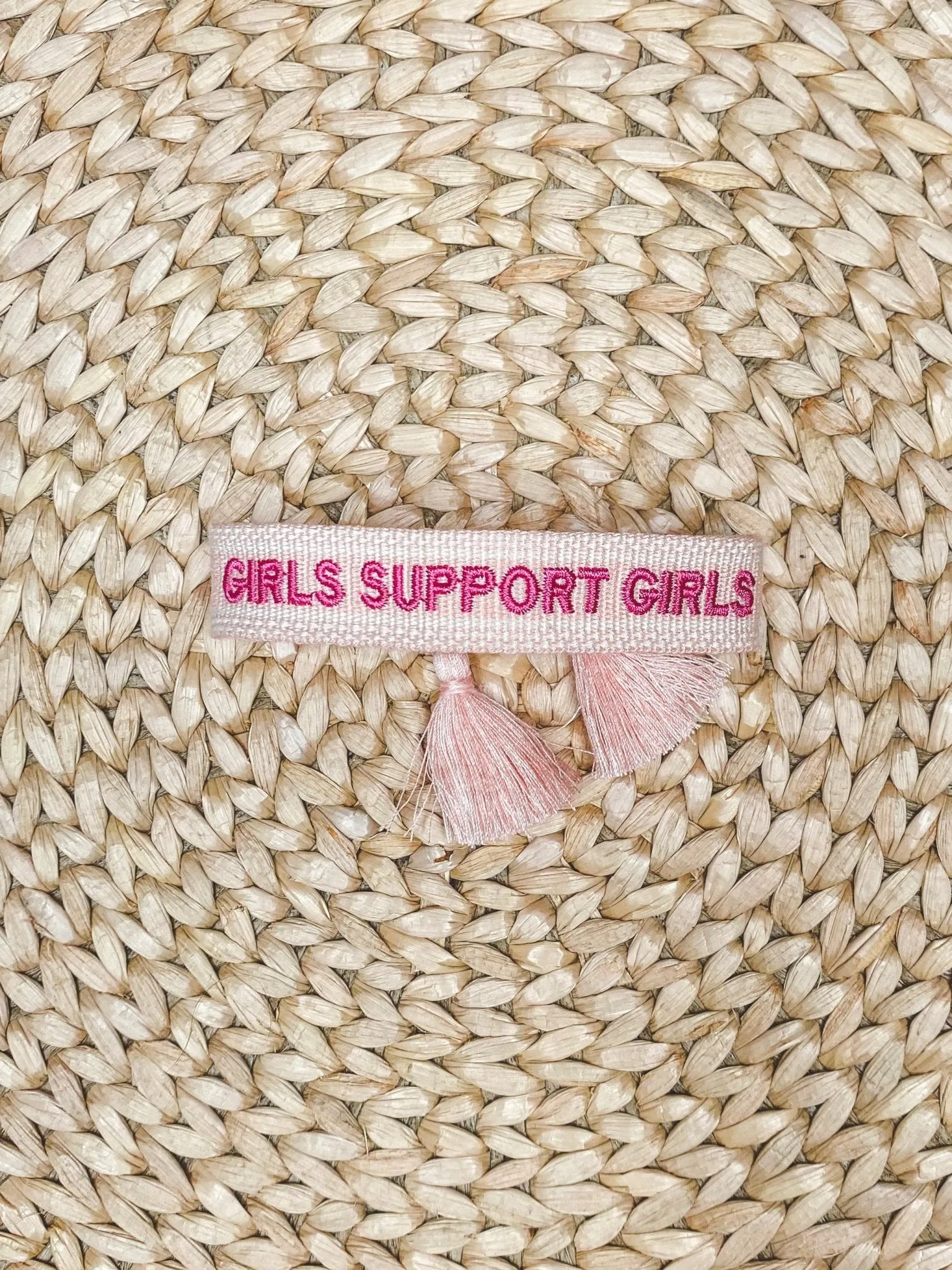 Girls support girls bracelet light pink