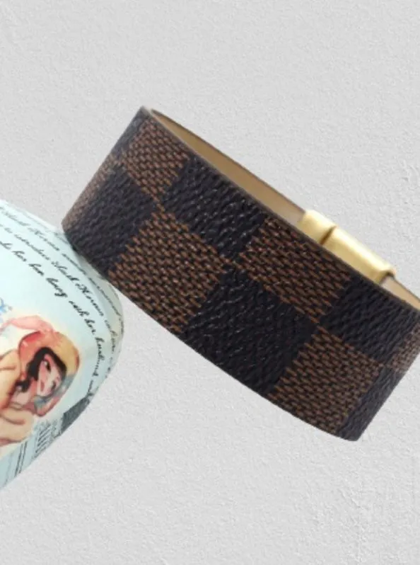 In The Moment Bracelet (Brown)