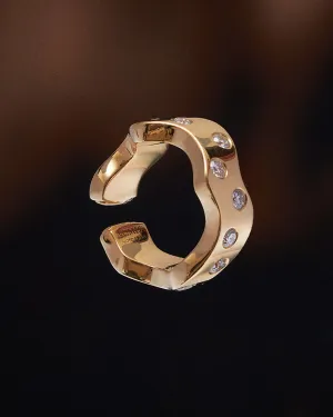 Marais ear cuff/ ring