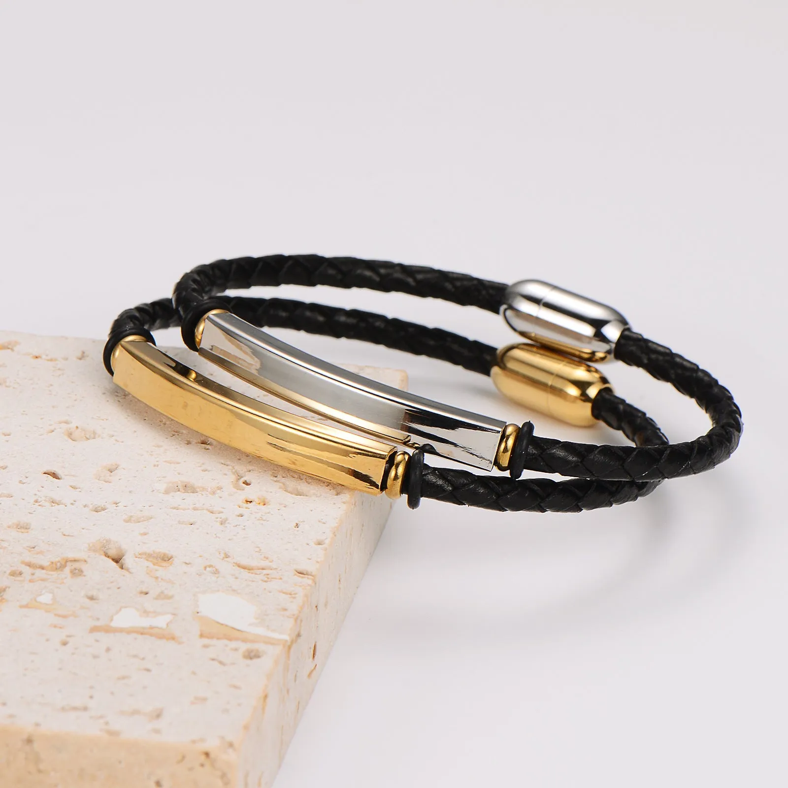 Men Minimalist Geometric Leather Bangles