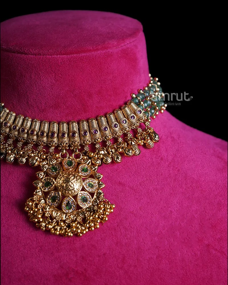 Ornate Gold Toned Emerald Green Gemstones Choker Necklace
