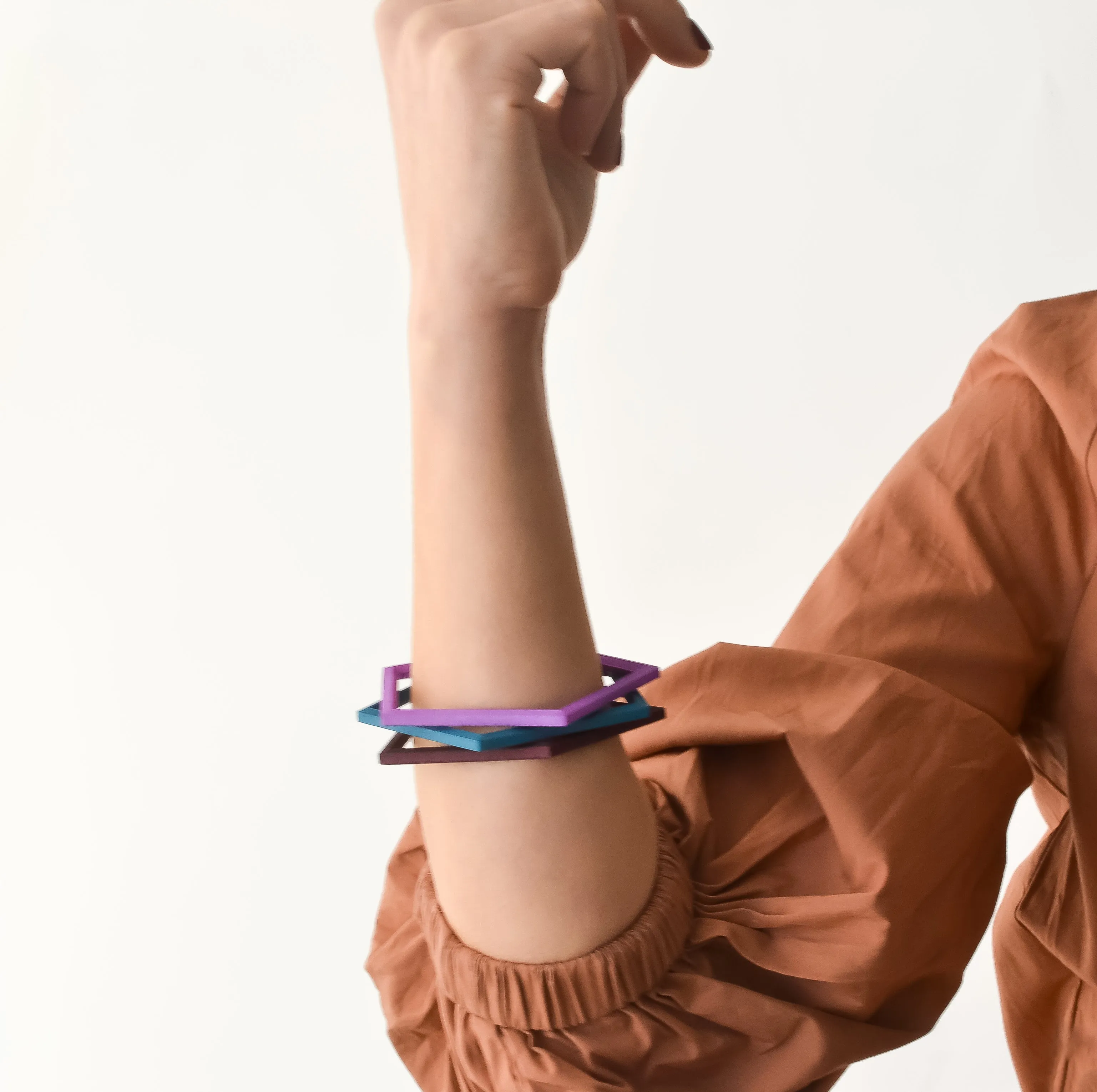 Pure Pentagon Geometric Bangle - Vertigo