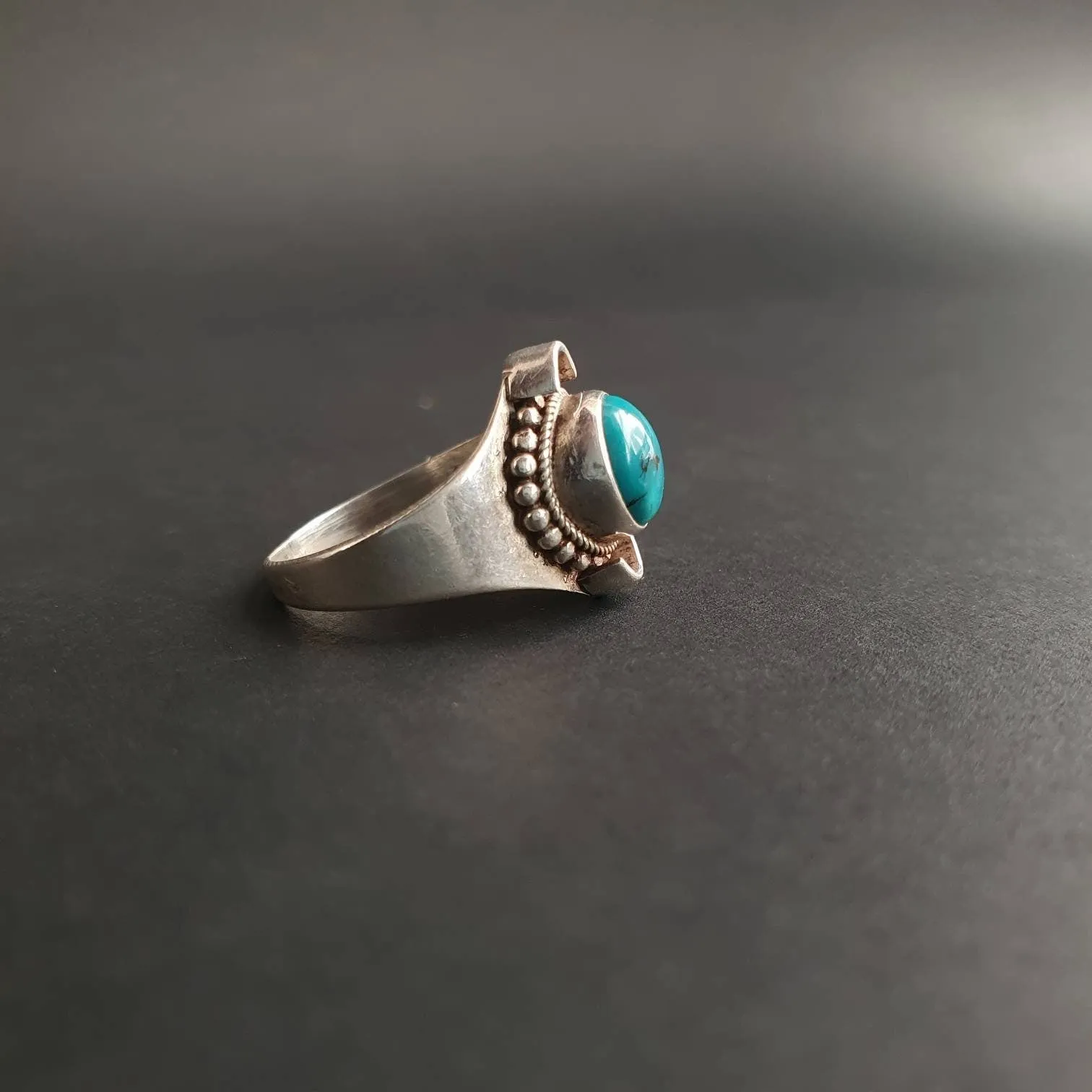 Saddle in turquoise