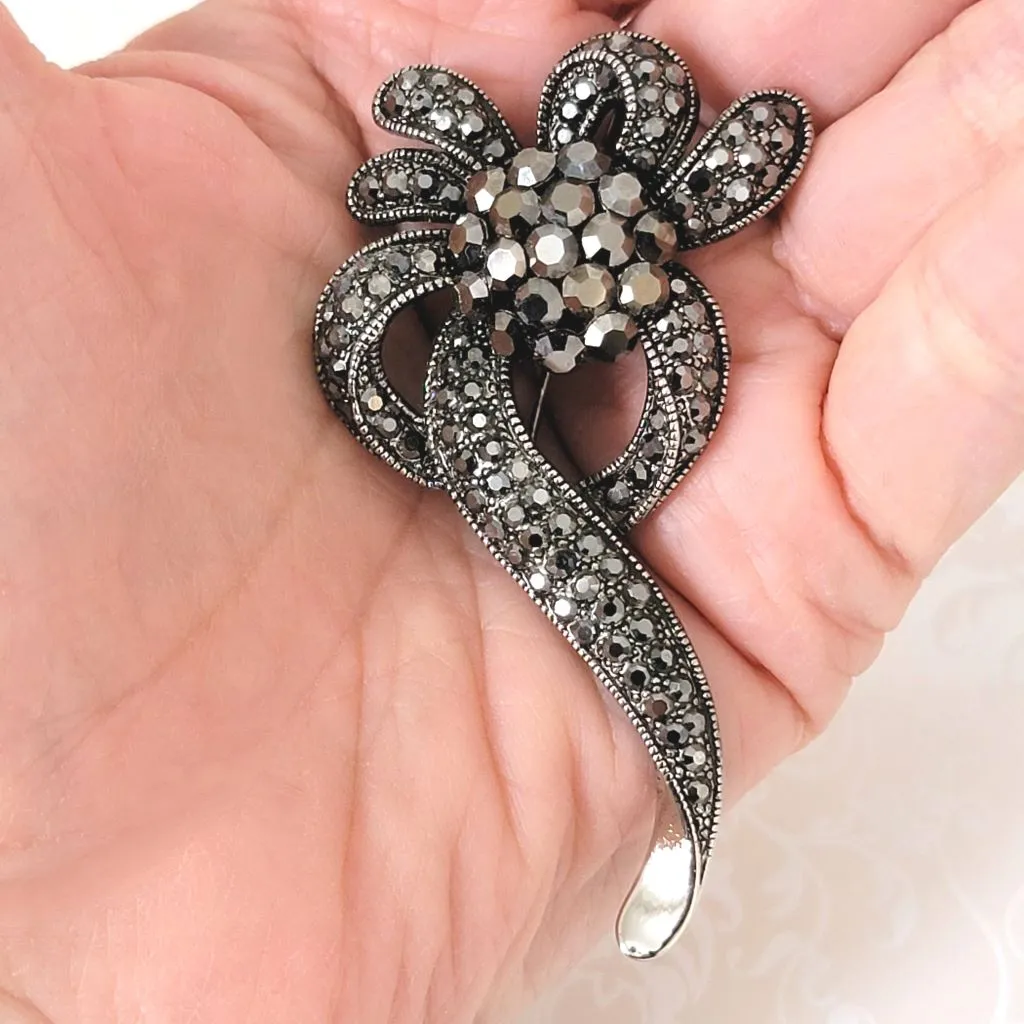 Silvery Gray Rhinestone Floral Ribbon Style Brooch