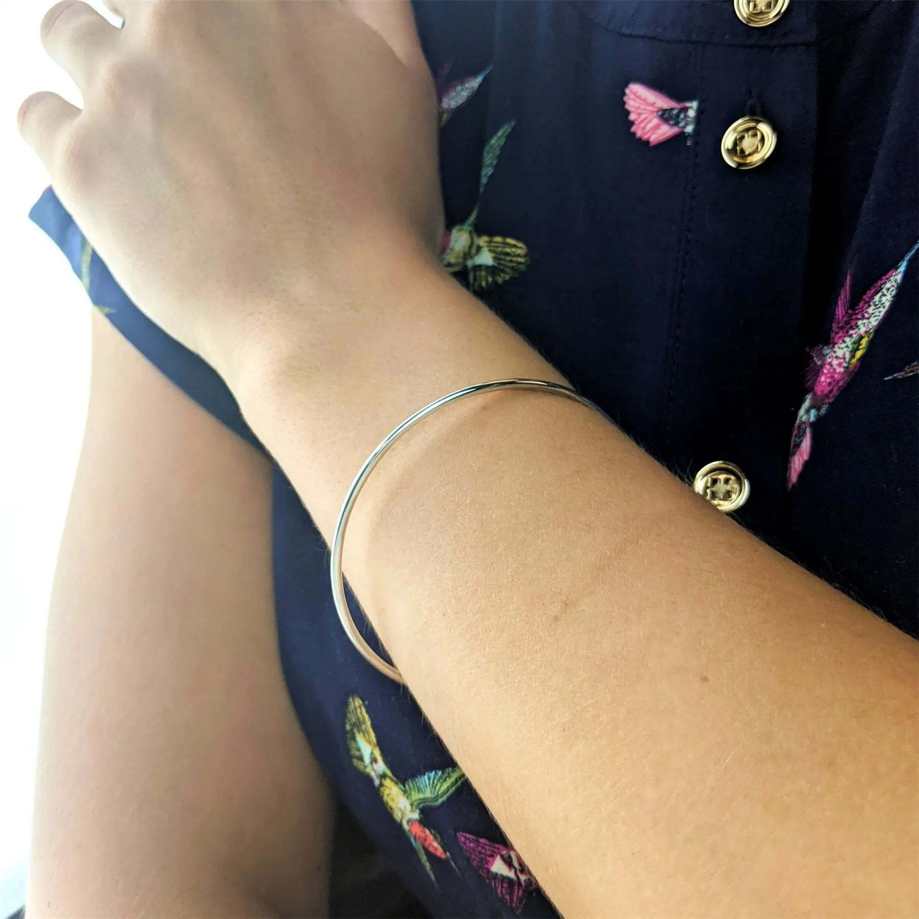 Sterling Silver Round Thin Plain Tube Closed Bangle for Stacking