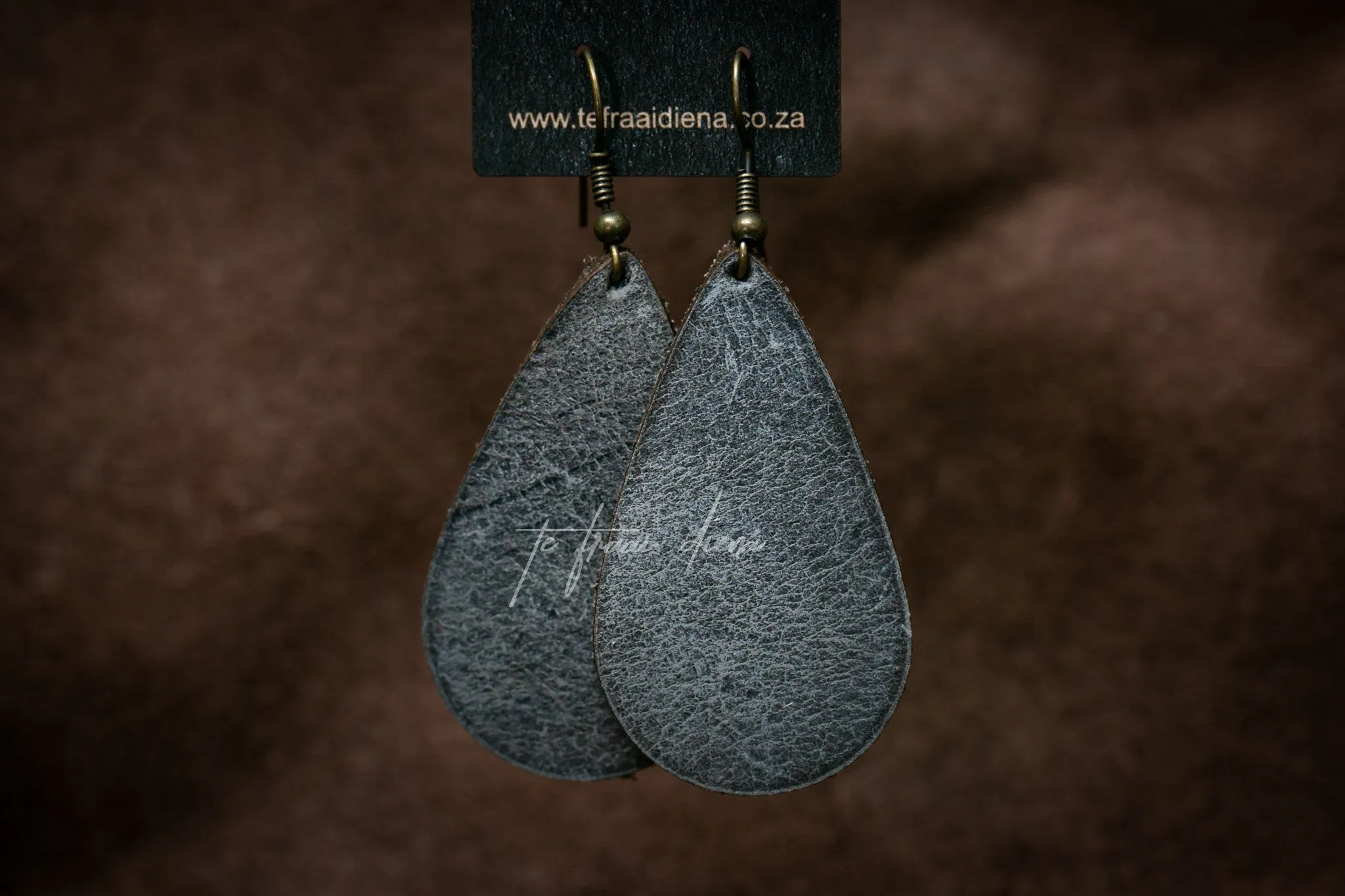 Teardrop - Medium