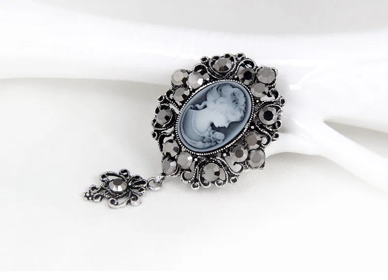 Vintage Gothic Queen Brooch Vintage Brooches