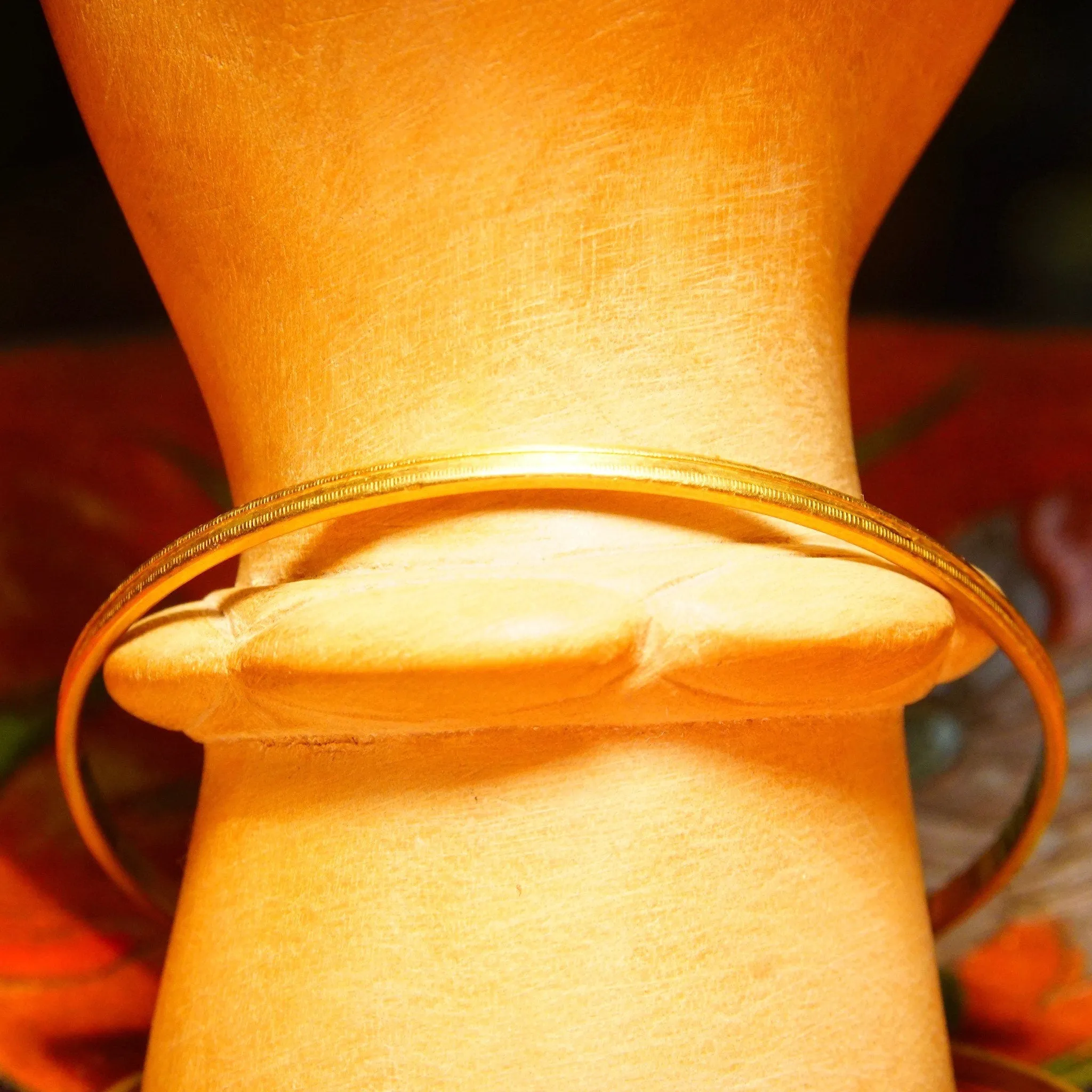 Vintage Indian 22KT Yellow Gold Bangles, 2.5mm Etched Gold Bangle Bracelet, Handmade In India 68, Individual Or Set, 2 1/4" Diameter