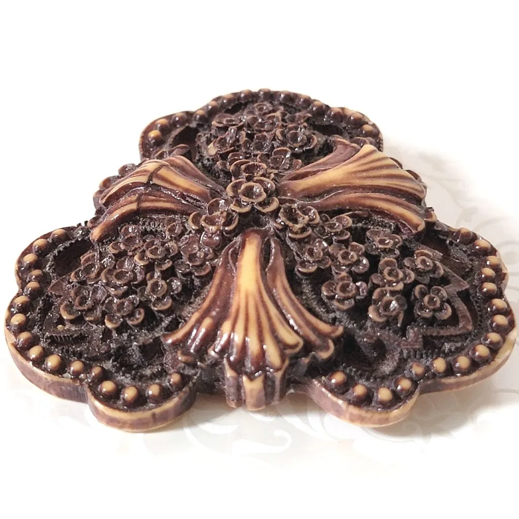 Vintage resin gothic flower brooch