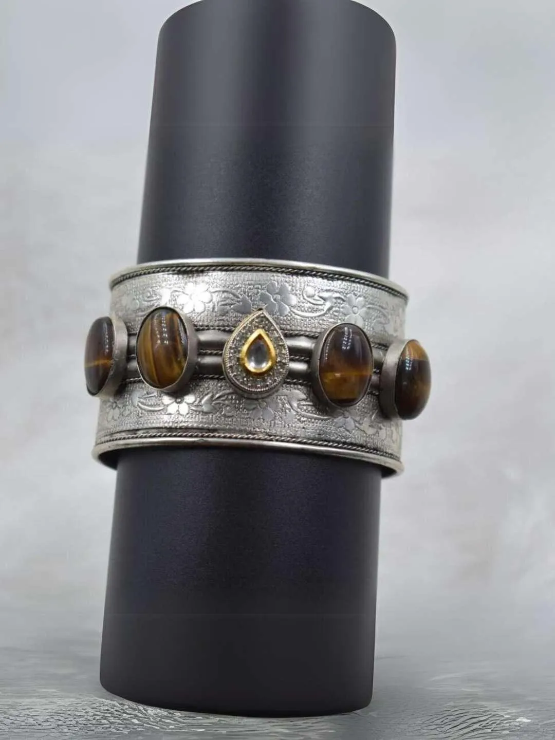 Vintage Tilak Shaped Kundan Studded Oxidised Cuff Bangle