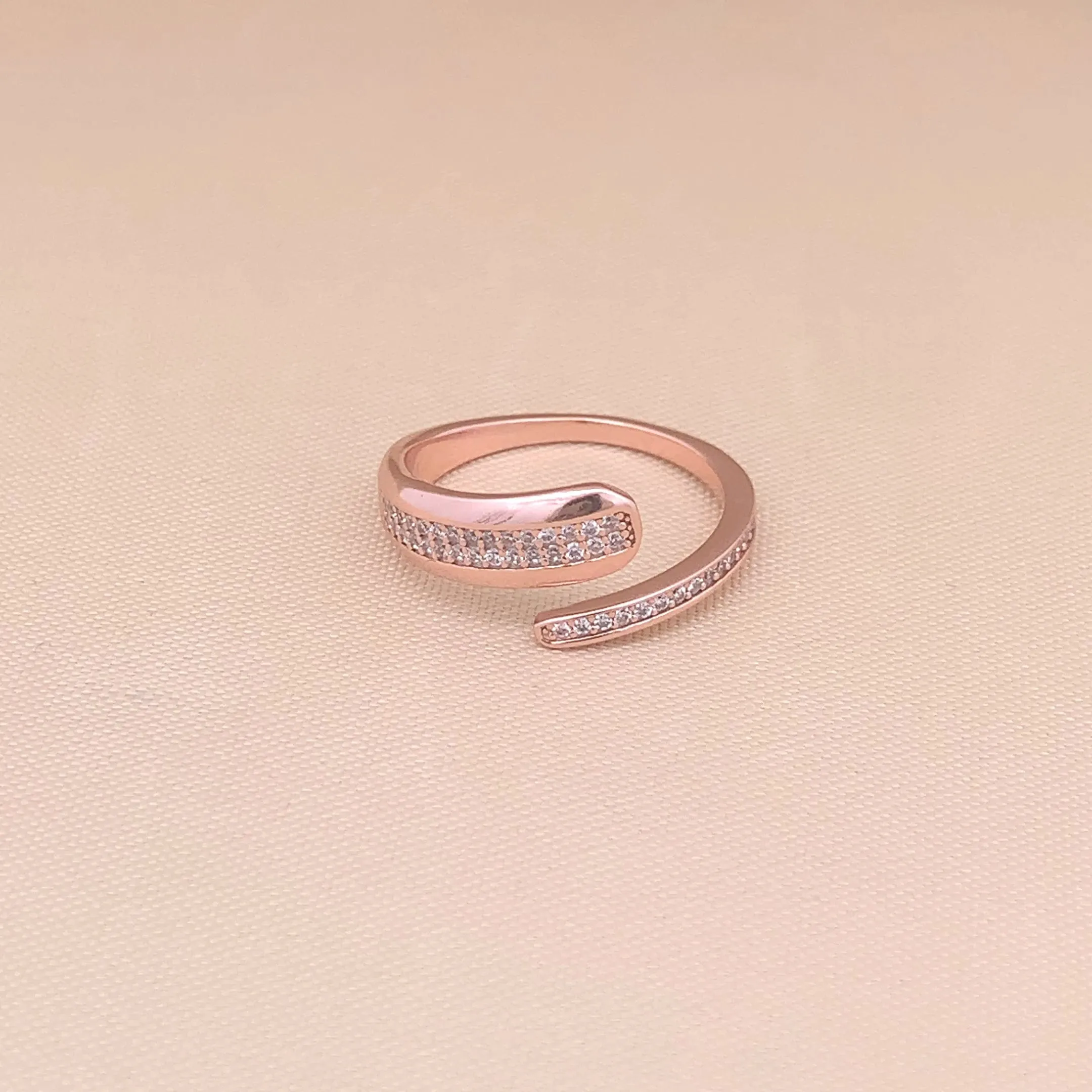 Zircon Sparkle Adjustable Ring (Pure Silver)